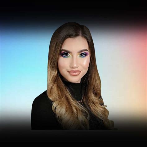 Abby Roberts - Age, Bio, Birthday, Family, Net Worth | National Today