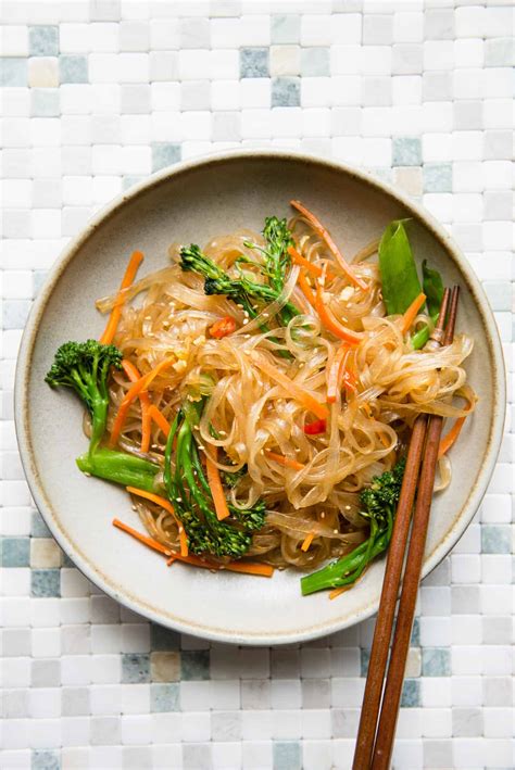 10 Weeknight Noodle Recipes | Healthy Nibbles by Lisa Lin