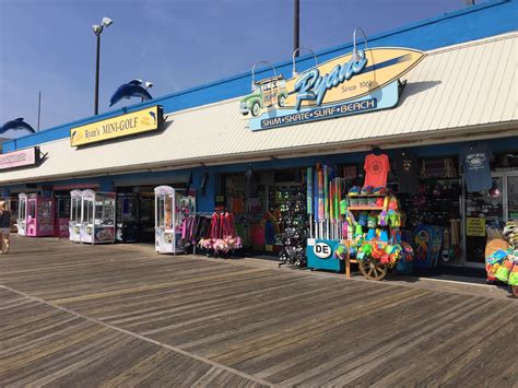 Rehoboth Beach boardwalk | Ocean city beach, Rehoboth beach, Beach stores