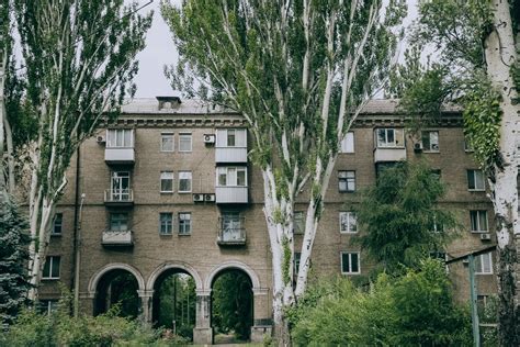 A Visit to Volodymyr Zelenskyy's Hometown Kryvyi Rih: City of Steel ...