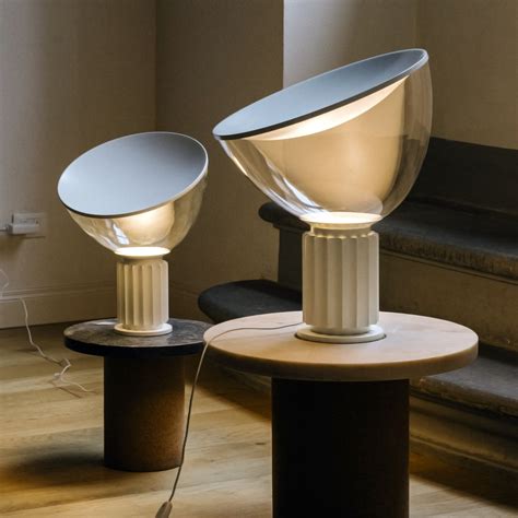 FLOS Taccia small lampe de table LED, blanc | Luminaire.fr