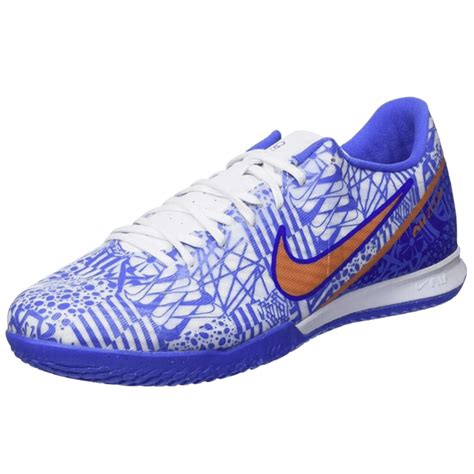 Best Indoor Soccer Shoes | Top Picks For 2024