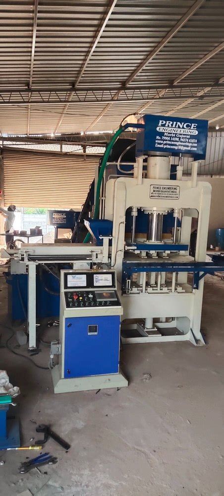 Paver Making Machine 的图像结果