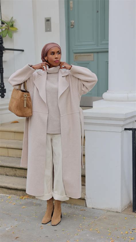 6 Simple Outfits Ideas for Chic Dressing Year-Round | Who What Wear UK