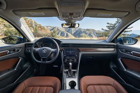 2021 Volkswagen Passat Review - Autotrader