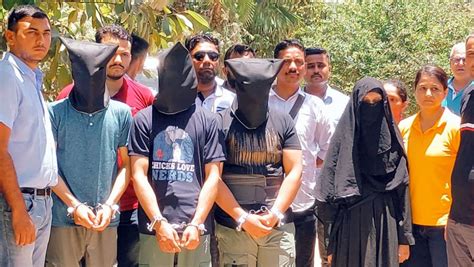 Three Srinagar residents among four held by Gujarat ATS - IBTimes India