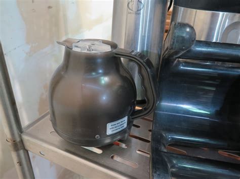 Qty 4 Fetco Coffee Brewers Dispensers - Oahu Auctions