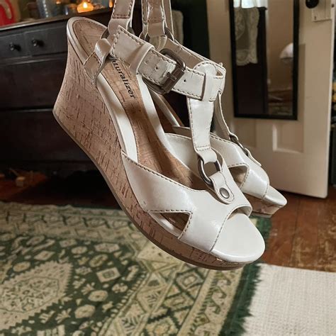 Naturalizer Women's White Sandals | Depop
