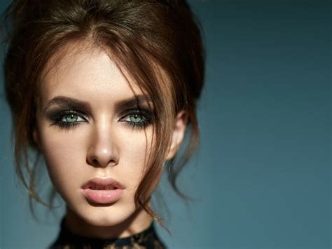 Download wallpaper portrait, Girls, green-eyed, section girls in ...