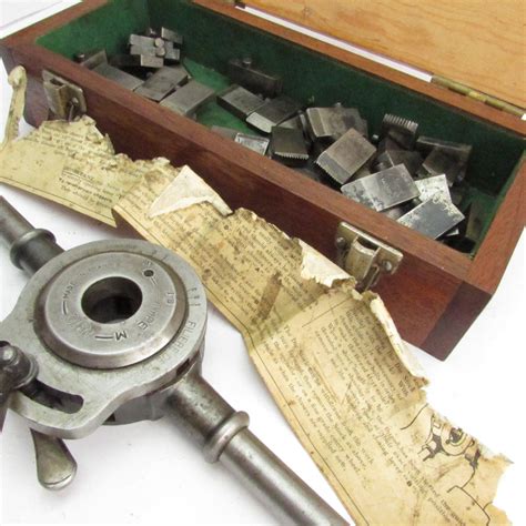 Old Engineering Tools 的图像结果