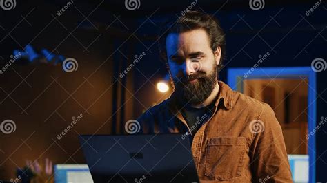 Online Computer Support 的图像结果