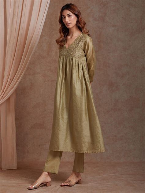 Buy Olive Green Embroidered Chanderi Silk Kurta with Pants- Set of 2 ...