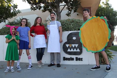 Bobs Burgers Costume! DIY Halloween costumes for the family!