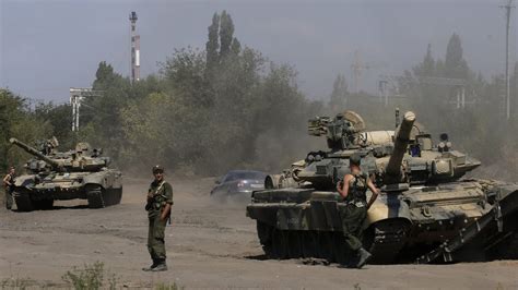 Russian Tanks Roll Into Ukraine