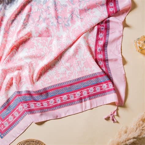 Twill Weave Printed Scarf With Tassels