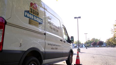 Newsom launches 'Patriot Shop' with Trump parody merch | abc10.com