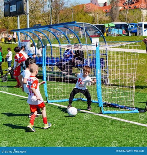 Kids Playing Soccer 的图像结果