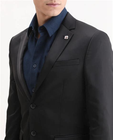 Buy Guild Statement - Vance - Black Tailored Fit Plain Suits| Rare Rabbit