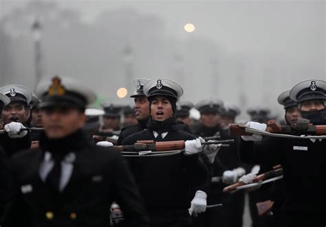 Visibility hits zero in parts of Delhi-NCR as dense fog surrounds ...