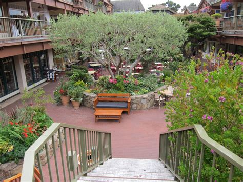 Carmel Wine Walk-by-the-Sea Tasting Room Tour - Part 1 (2016)