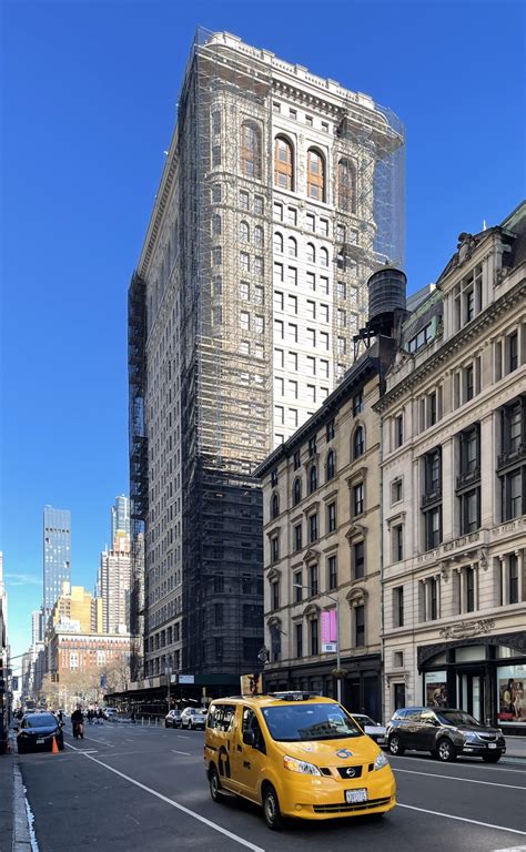 Historic Flatiron Building Goes Up For Auction Today in Manhattan - New York YIMBY