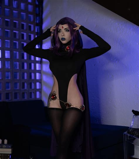 Amanda Welp | 🐦‍⬛ Raven 🐦‍⬛ to start our Halloween month. | Instagram