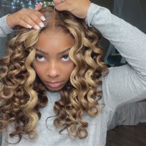 Highlight Honey Blonde Wand Curl 13x4 Lace Wig | GEETA Hair – GeetaHair