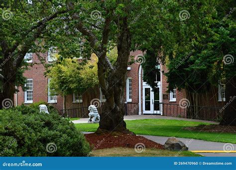 Willamette University in Salem, the Capital City of Oregon Stock Photo - Image of courtyard ...