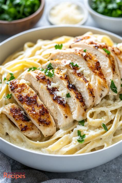 The Best Chicken Alfredo Recipe - EasyWorldRecipes