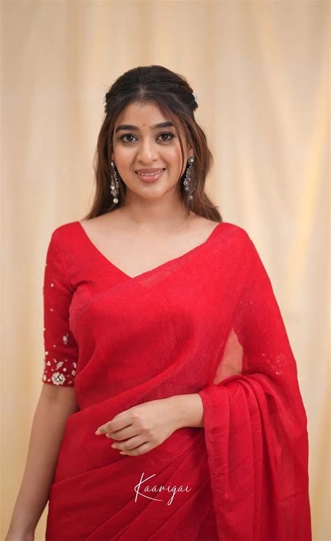 Nakshatra Metallic Crush Saree - Red – Ivalinmabia