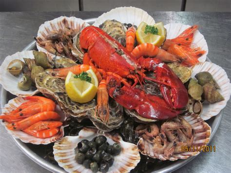 http://www.ohmouettes.com/fruits-de-mer/1/plateau-de-fruits-de-mer ...