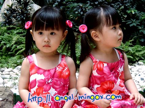 双胞胎宝贝摄影图__儿童幼儿_人物图库_摄影图库_昵图网nipic.com