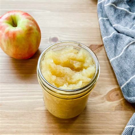 How Much Sugar Is Actually In Unsweetened Applesauce?