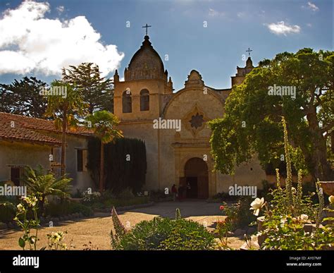 Mission san carlos borromeo de carmelo hi-res stock photography and ...