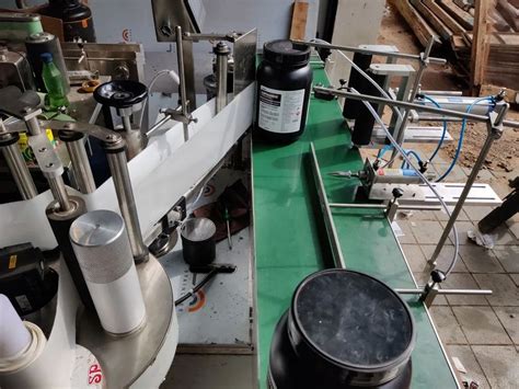 Automatic Sticker Labeling Machine For Packaging Industry - Pesticide ...