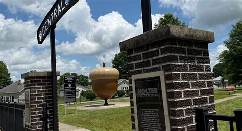 “THE WORLD'S LARGEST ACORN” (2026) All You Need to Know BEFORE Going ...