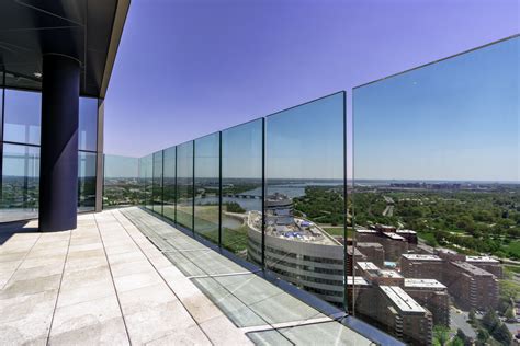 Tallest perch in Rosslyn, CEB observation deck, opens in June - WTOP News