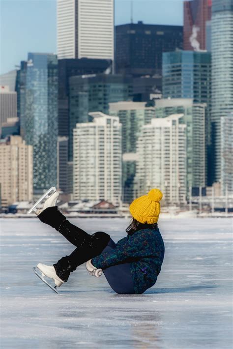 Ice Skating High Resolution 的图像结果