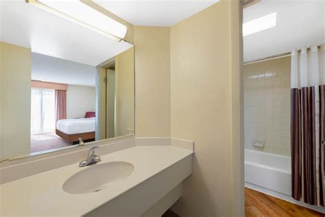 La Quinta East Deerfield Beach - Boca Raton | Deerfield Beach, FL Hotels
