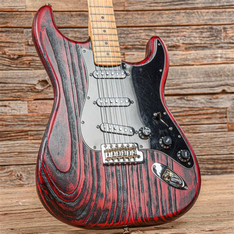 Fender Limited Edition Sandblasted Ash Stratocaster Crimson Red 2014 ...