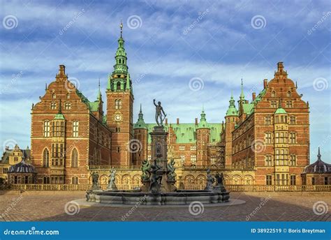 Frederiksborg Palace, Denmark Stock Image - Image of frederiksborg ...