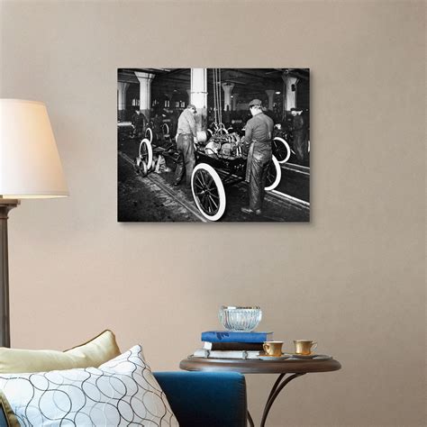 Ford Factory Assembly Line 的图像结果