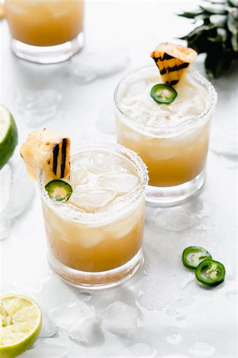 Grilled Pineapple Margarita Recipe (Spicy + Smoky)