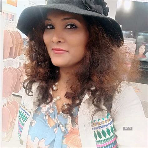 Pictures of famous personalities who left us Pics | Pictures of famous ...