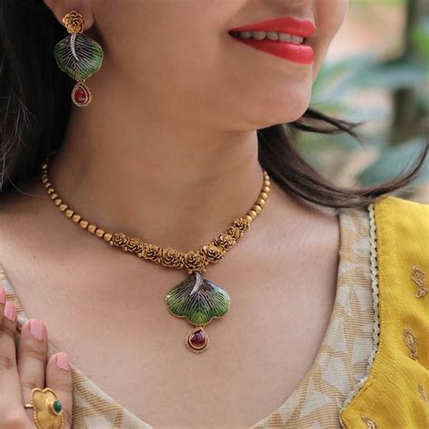 Buy Antique Set Online | Antique Set by Manubhai.