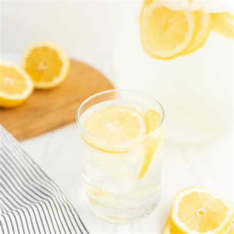 How To Make Lemon Water At Home at Alicia Barrenger blog