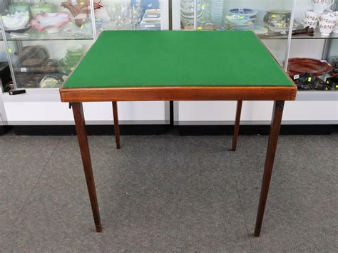 Lot - EARLY OAK FOLDING GAMES / CARDS TABLE WITH GREEN FELT TOP APPROX ...