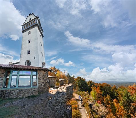 Talcott Mountain State Park | Connecticut State Parks and Forests