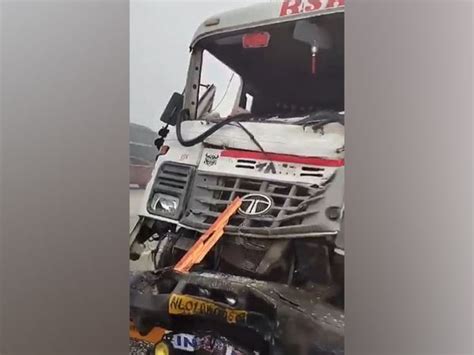 Uttar Pradesh: 1 killed, 7 injured as vehicles collide at Purvanchal ...