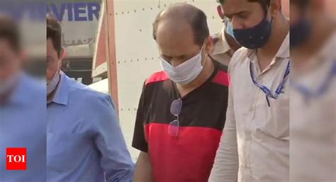 NIA takes Sachin Waze to Bandra river; recovers CPUs, laptop, number ...